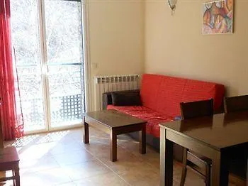 Rialb Aparthotel El Serrat