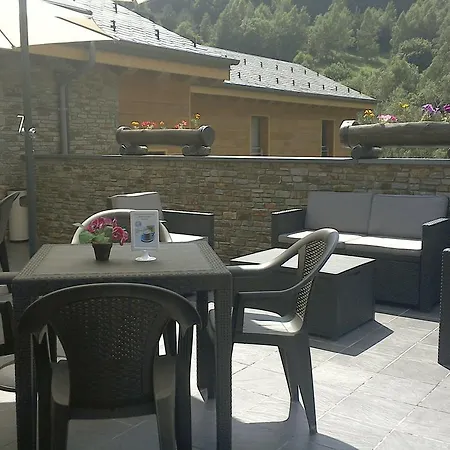 Rialb Aparthotel El Serrat
